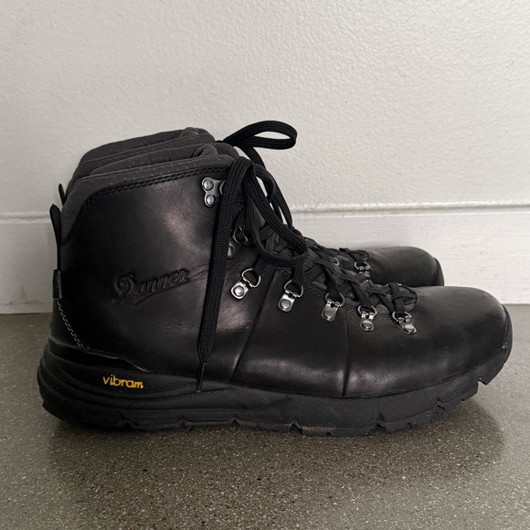 Danner Other - Danner Mountain 600 (Black)